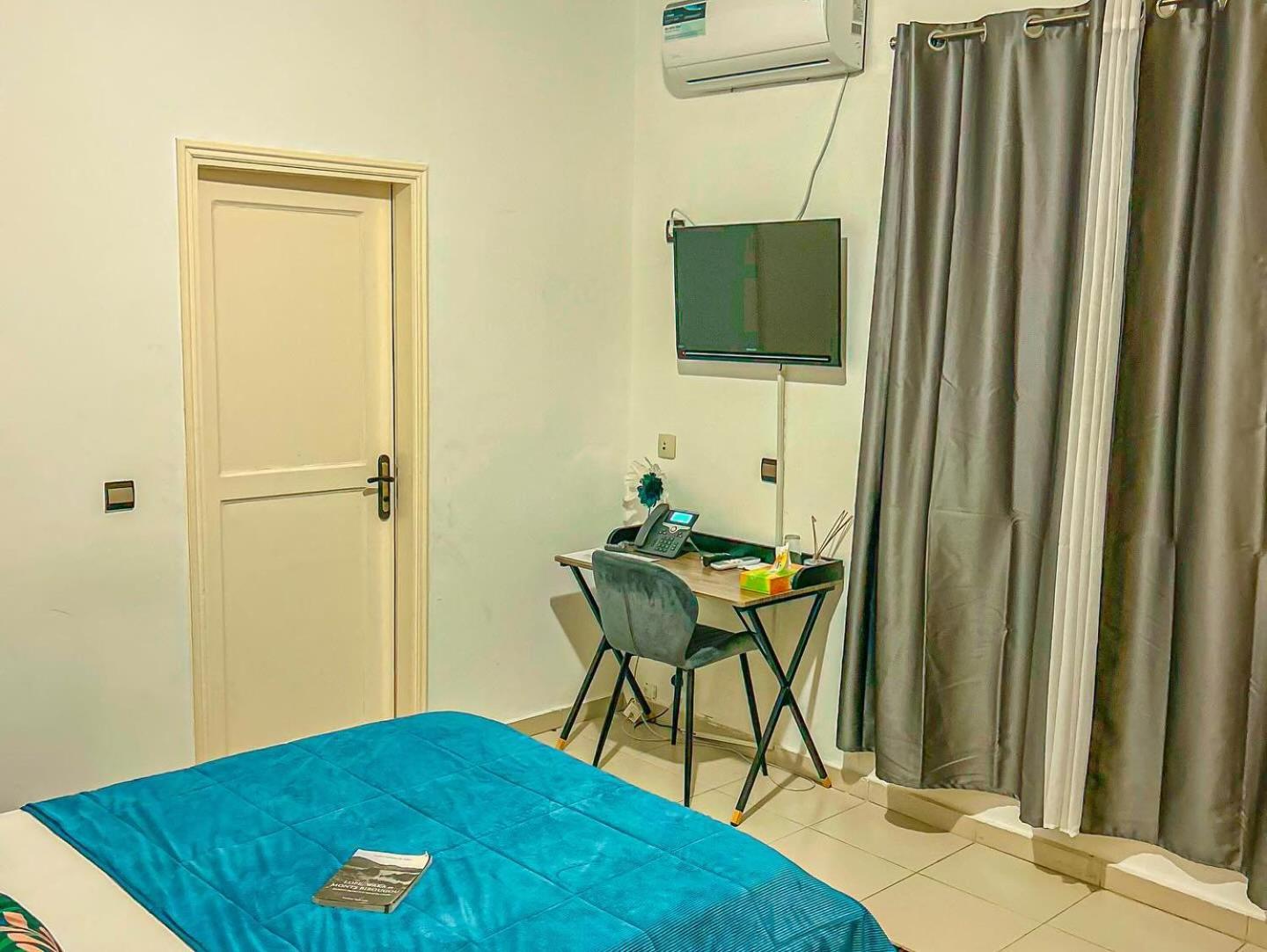 Residence Le Tali 리브르빌 외부 사진